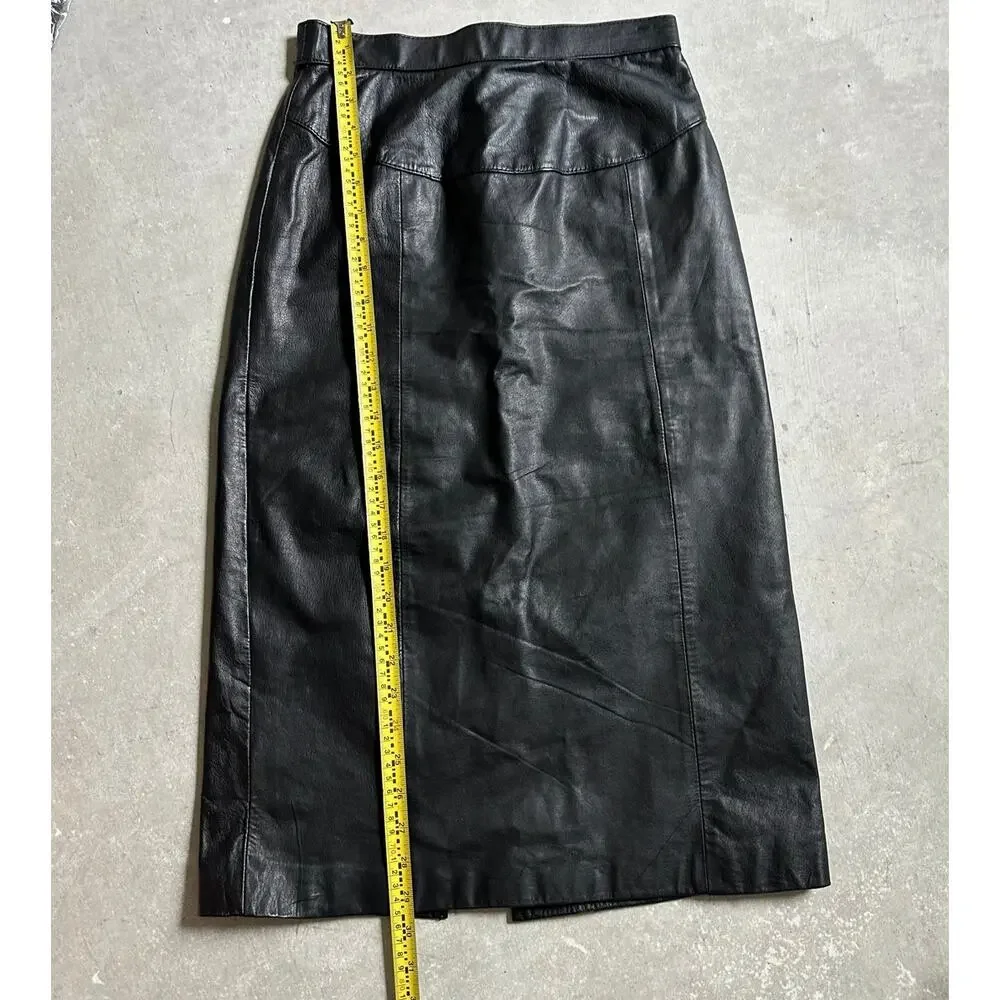 Vintage Black Leather High Waisted Skirt size 8 (runs small)